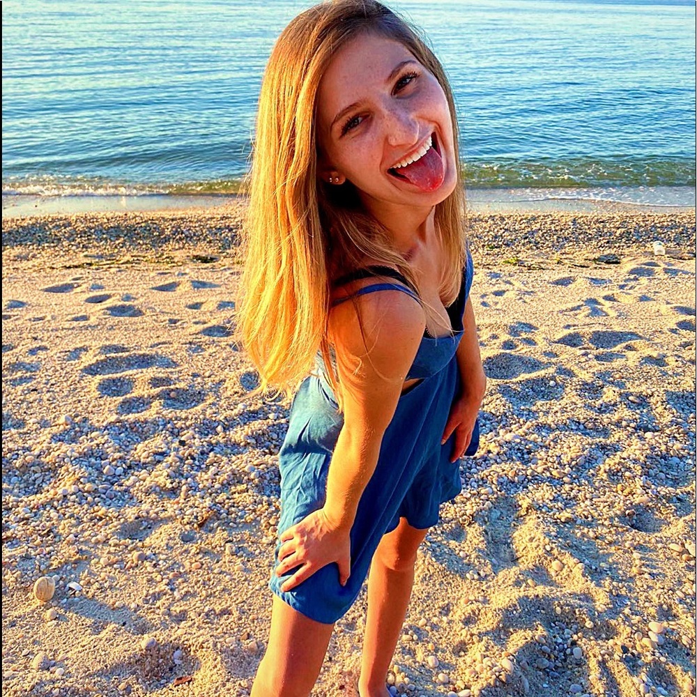 Meet your Posher, Raichel